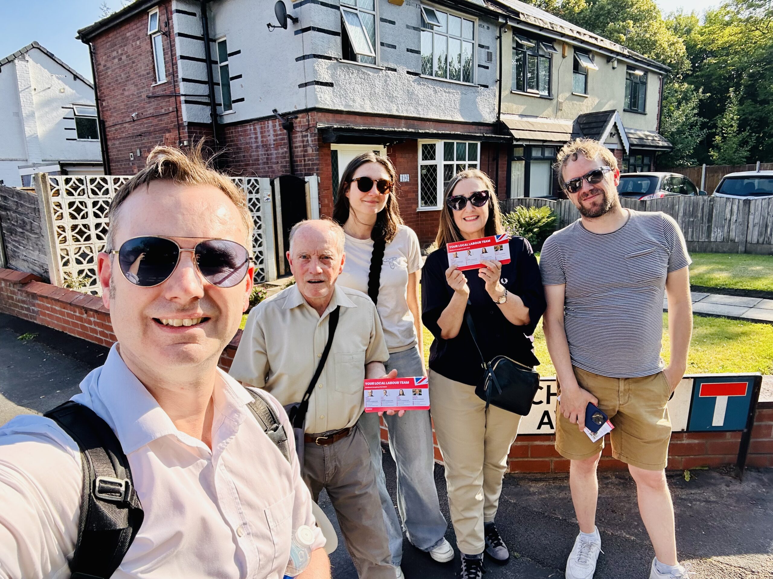 A warm doorstep session in Stretford & Humphrey Park